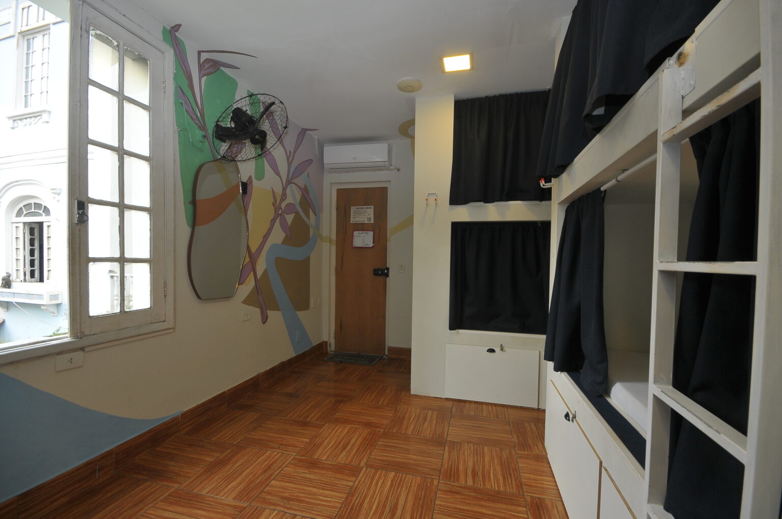 Dorm-compartilhado capsula hostel Rio de janeiro-Mutantes