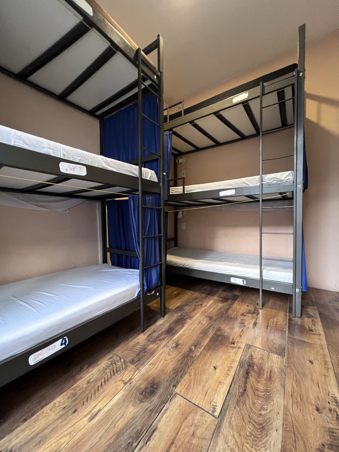 Shared dorm hostel botafogo Rio de Janeiro-Elis